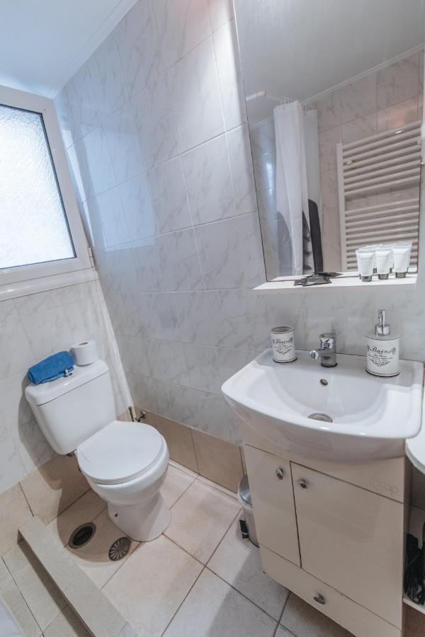 Ferienwohnung Shiny Filis For 2 Vipgreece Athen Exterior foto