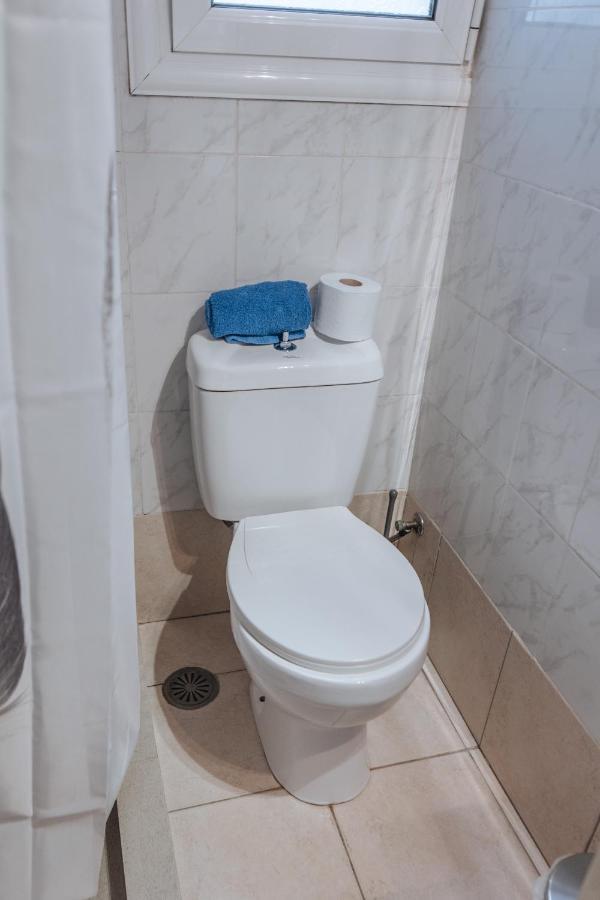 Ferienwohnung Shiny Filis For 2 Vipgreece Athen Exterior foto