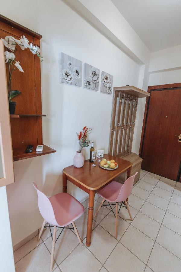 Ferienwohnung Shiny Filis For 2 Vipgreece Athen Exterior foto